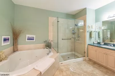 75 Schindler Way, Fairfield Twp., NJ 07004 - Photo 20