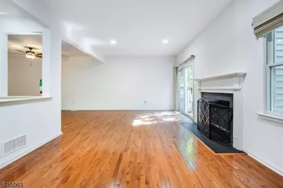 627 Old Dover Rd, Parsippany, NJ 07950 - Photo 10