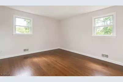 25 Lincoln Ave, Piscataway Township, NJ 08854 - Photo 12