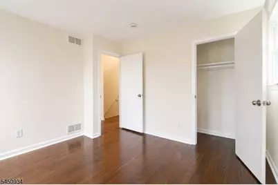 25 Lincoln Ave, Piscataway Township, NJ 08854 - Photo 18