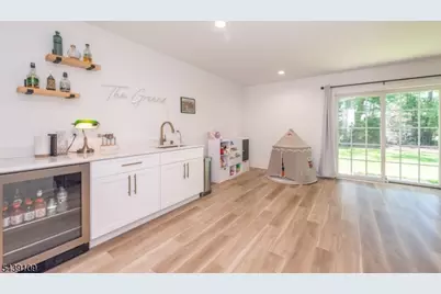 8 Deans Ct #8, Fairfield, NJ 07004 - Photo 4