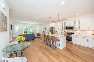 8 Deans Ct, Fairfield, NJ 07004 - Photo 14
