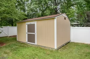 2 Garden Hills Dr, Franklin Township, NJ 08873 - Photo 38
