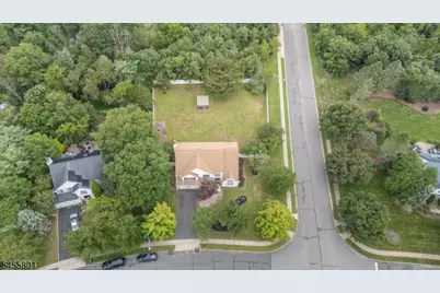 2 Garden Hills Dr, Franklin Township, NJ 08873 - Photo 42