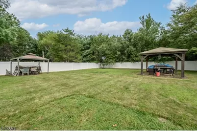 2 Garden Hills Dr, Franklin Township, NJ 08873 - Photo 36