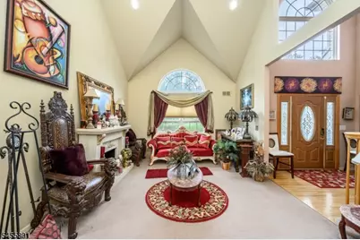 2 Garden Hills Dr, Franklin Township, NJ 08873 - Photo 6