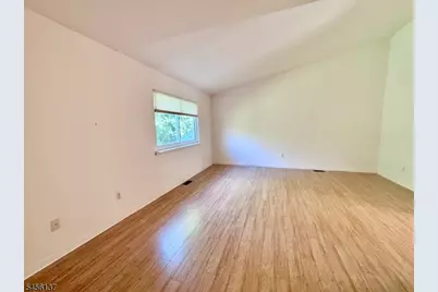 14 Pale Star Ct, Hardyston Township, NJ 07419 - Photo 14