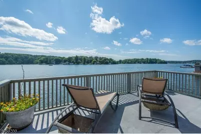 320 Lakeside Ave, Hopatcong, NJ 07821 - Photo 4