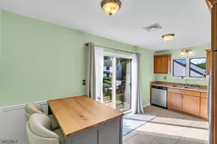 6106 Audubon Ct, Stanhope, NJ 07874 - Photo 10