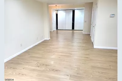 112 Independence Trl #112, Totowa, NJ 07512 - Photo 24