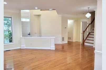 112 Independence Trl #112, Totowa, NJ 07512 - Photo 4