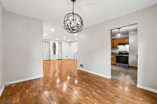 584 Thomas Blvd, East Orange, NJ 07017 - Photo 10