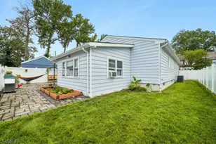 196 Galloping Hill Rd, Roselle Park, NJ 07204 - Photo 18