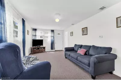 212 Gordon Ave, Totowa, NJ 07512 - Photo 4