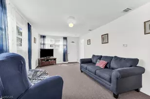212 Gordon Ave, Totowa, NJ 07512 - Photo 4