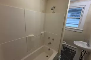407 Knopf St, Linden, NJ 07036 - Photo 6