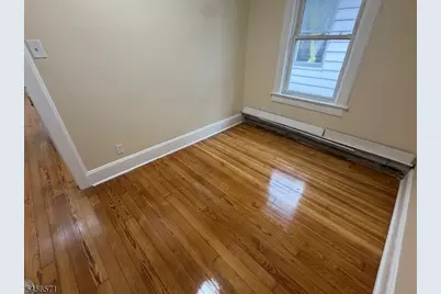 407 Knopf St, Linden, NJ 07036 - Photo 4