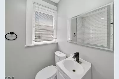86 Curie Ave #2, Clifton, NJ 07011 - Photo 22