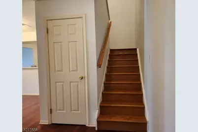 148 Vista Dr, Hanover Township, NJ 07927 - Photo 8
