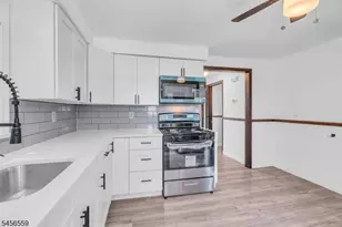 34 N 15th Ave, Manville, NJ 08835 - Photo 10