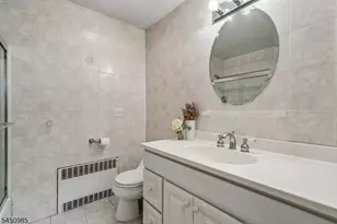 186 Laauwe Ave, Wayne, NJ 07470 - Photo 30