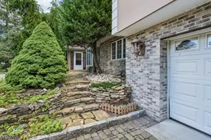 186 Laauwe Ave, Wayne, NJ 07470 - Photo 2