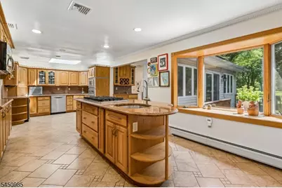186 Laauwe Ave, Wayne, NJ 07470 - Photo 12