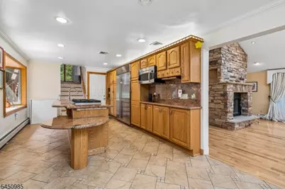 186 Laauwe Ave, Wayne, NJ 07470 - Photo 18