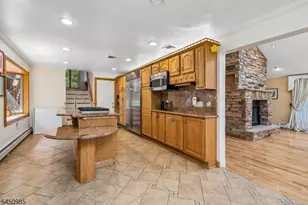 186 Laauwe Ave, Wayne, NJ 07470 - Photo 18