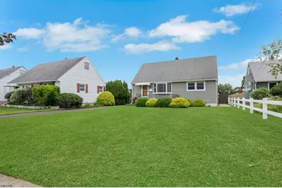 77 High, Clifton, NJ 07014 - Photo 2