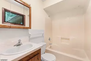 155 Buffalo Hollow Rd, Lebanon Township, NJ 08826 - Photo 24