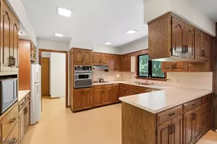 155 Buffalo Hollow Rd, Lebanon Township, NJ 08826 - Photo 12