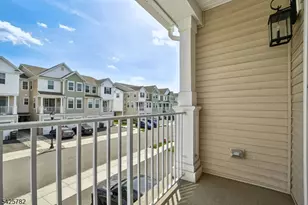 723 Station Rd, Dunellen, NJ 08812 - Photo 24