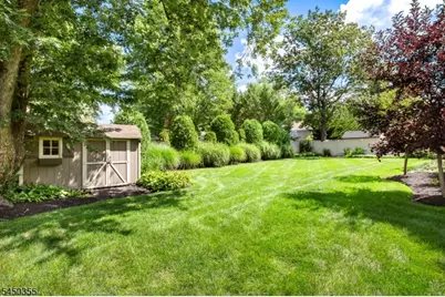 211 Briarheath Lane, Clark Township, NJ 07066 - Photo 34
