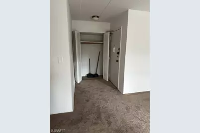 77 Prospect Ave, Hackensack, NJ 07601 - Photo 12