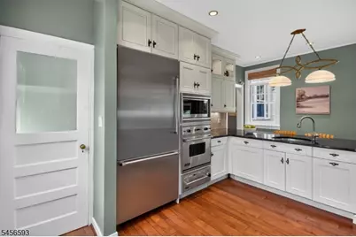 237 Raymond Ave, South Orange, NJ 07079 - Photo 18