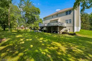 24 Swan Ln, Jefferson Township, NJ 07849 - Photo 6