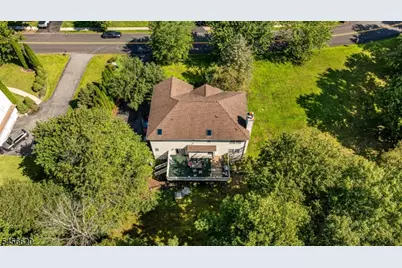 24 Swan Ln, Jefferson Township, NJ 07849 - Photo 4
