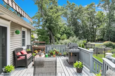 5 Van Allen Pl, Pequannock Township, NJ 07444 - Photo 36