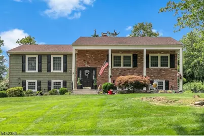 5 Van Allen Pl, Pequannock Township, NJ 07444 - Photo 2