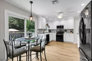 5 Van Allen Pl, Pequannock Township, NJ 07444 - Photo 22