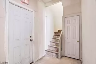 184 W Runyon St, Newark, NJ 07108 - Photo 26