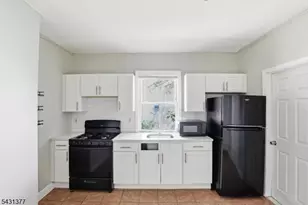 184 W Runyon St, Newark, NJ 07108 - Photo 12