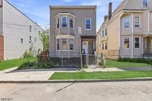 184 W Runyon St, Newark, NJ 07108 - Photo 2