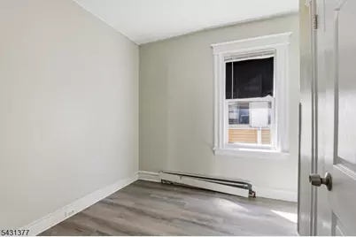 184 W Runyon St, Newark, NJ 07108 - Photo 8