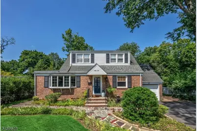 69 7th St, Cresskill, NJ 07626 - Photo 2