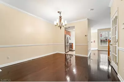 195 Levinberg Ln, Wayne, NJ 07470 - Photo 6