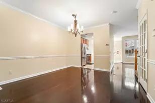 195 Levinberg Ln, Wayne, NJ 07470 - Photo 6