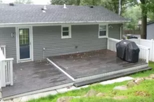 137 West End Ave, Hopatcong, NJ 07843 - Photo 4