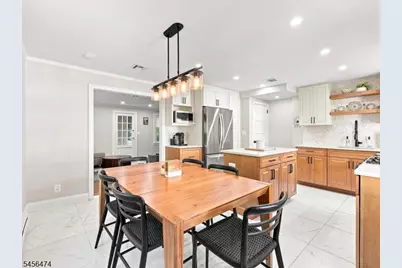 11 Reading Ter, Fair Lawn, NJ 07410 - Photo 12